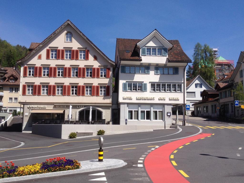 Cafe-Conditorei Hotel Huber Lichtensteig المظهر الخارجي الصورة